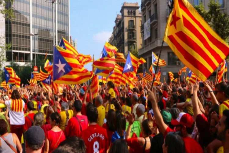 Katalanlara 'oy kullanmayın' çağrısı