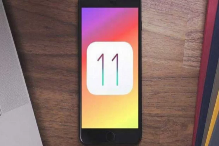 Apple bombayı patlattı! iOS 11 yükleyecekler...