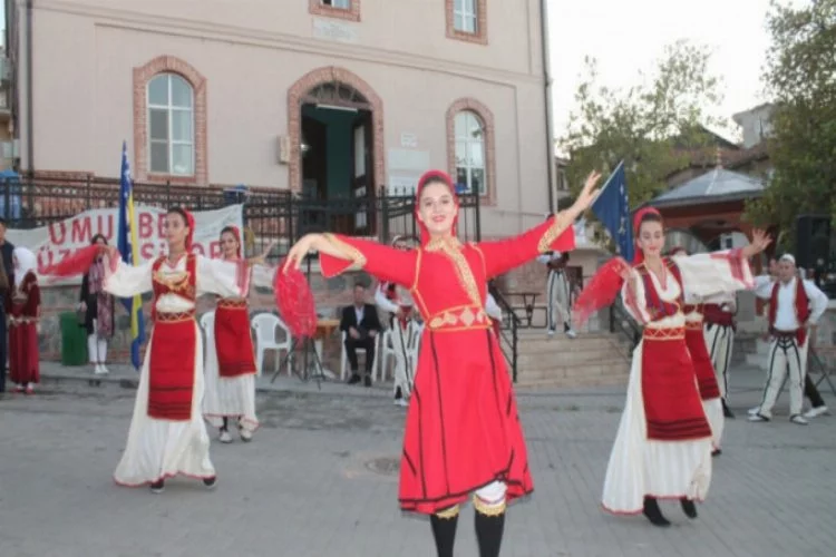 Bursa Zeytin Festivali'nde eğlence dolu dakikalar