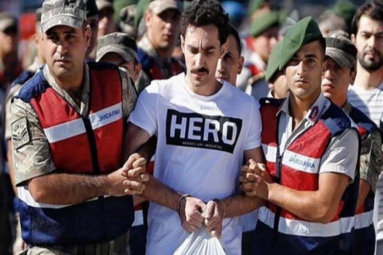 ''Hero'' tişörtü giyen sanığın 5 yıla kadar hapsi istendi