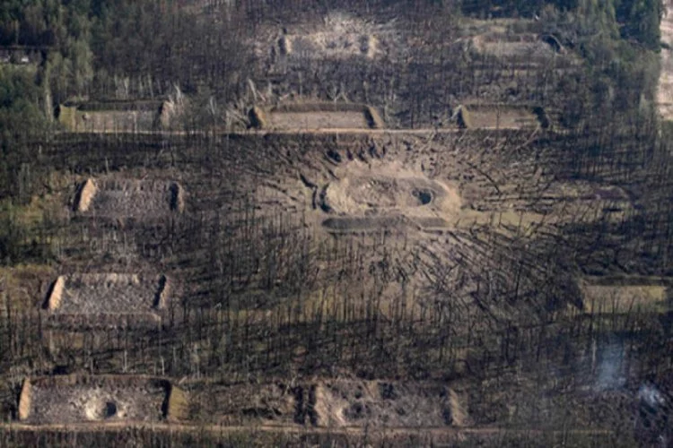 Ukrayna'da  havaya uçan cephanelikten çarpıcı görüntü