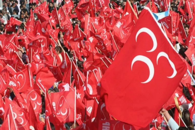 İki ilde MHP'den toplu Akşener istifaları