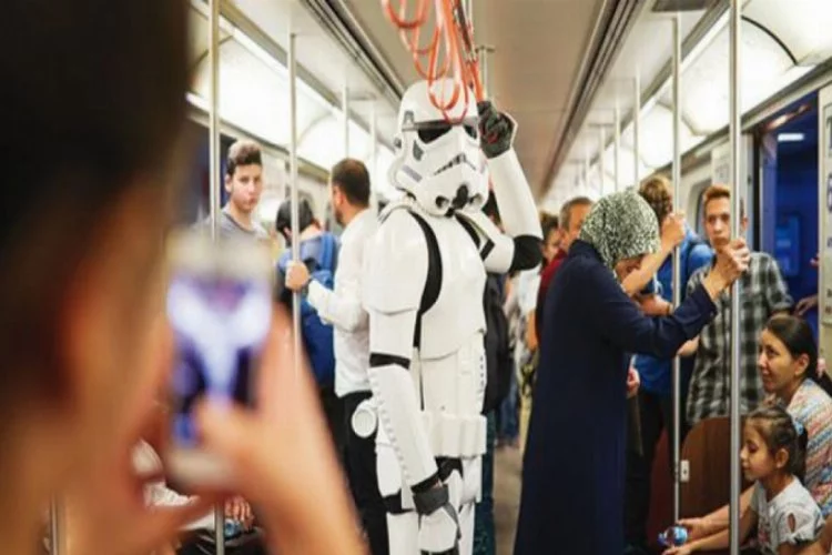 Metroda bir Stormtrooper