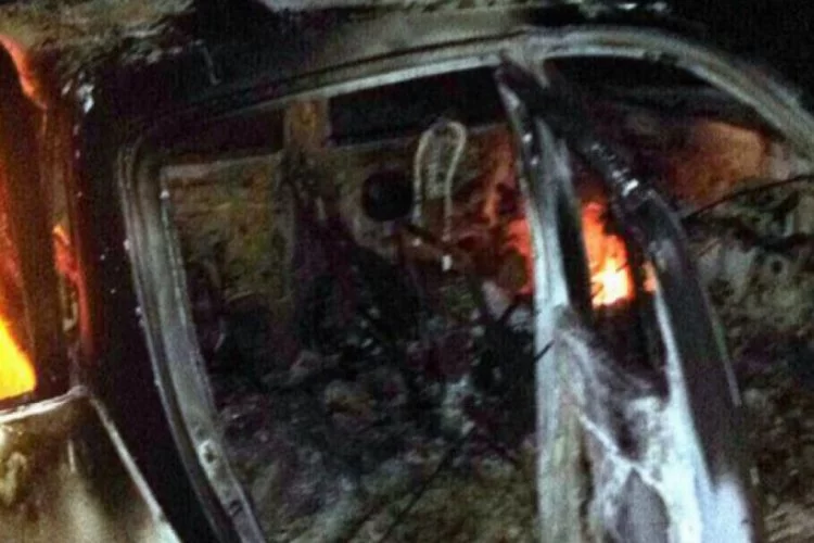 PKK'lı teröristler, Ak Parti İlçe Başkanın aracını yaktı