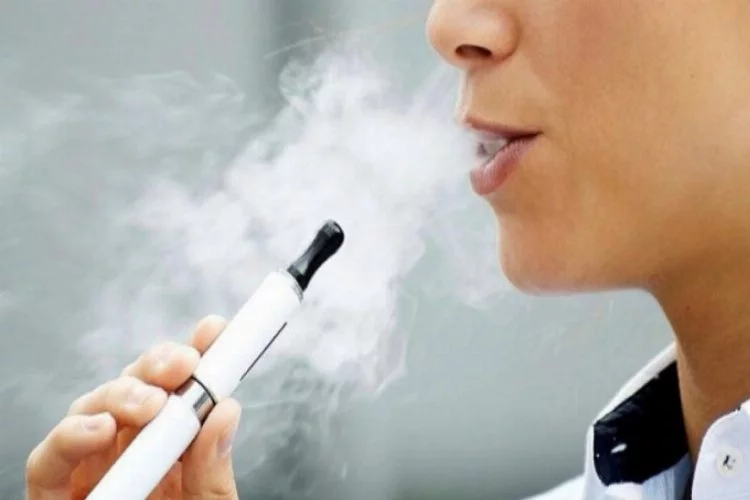 Elektronik sigarada gizli tehlike: Aroma