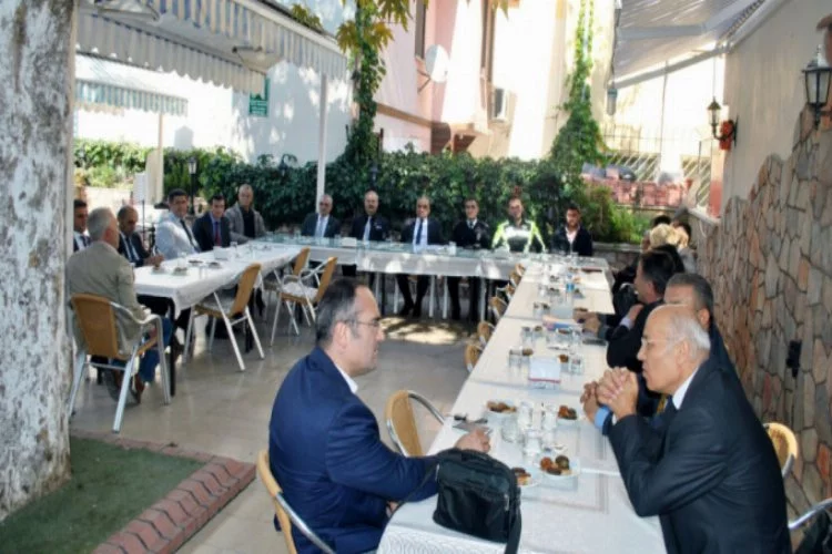 Bursa'da emniyet müdürlüğü tarafından okul güvenliği toplantısı yapıldı