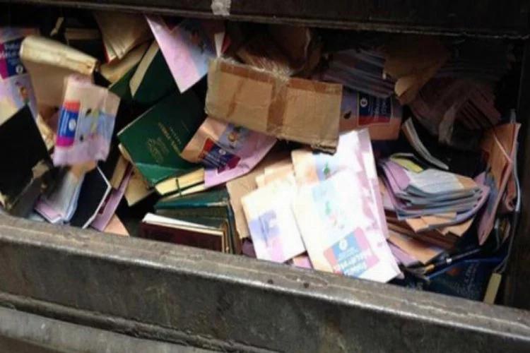 'Müftülük çalışanı dini kitapları çöpe attı' iddiasına soruşturma