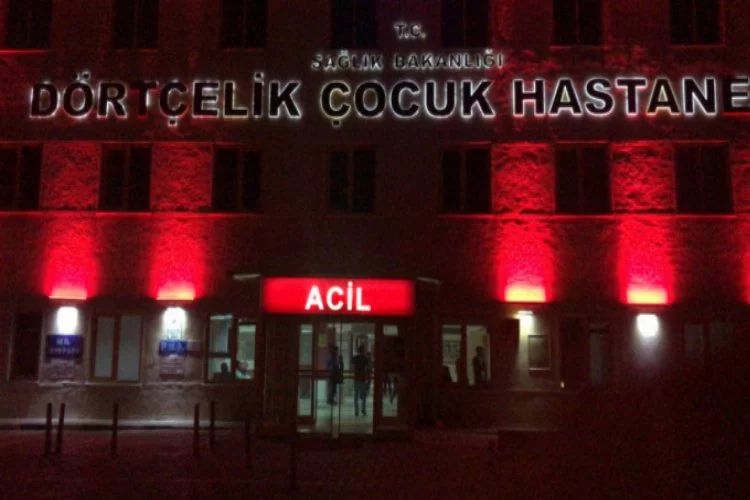 Bursa'da hastaneler çocuk hastalarla doldu taştı