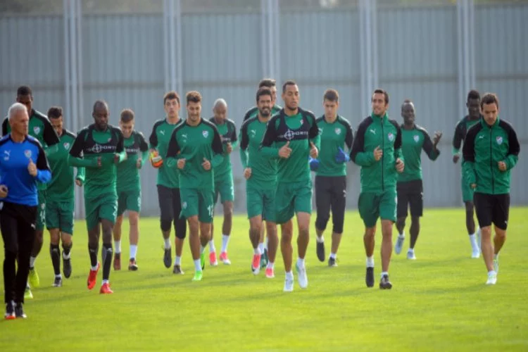 Bursaspor'da Göztepe maçı hazırlıkları sürüyor