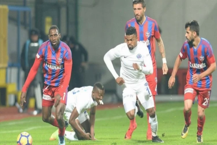 Karabükspor, sahasında Kasımpaşa'ya 2-0 mağlup oldu