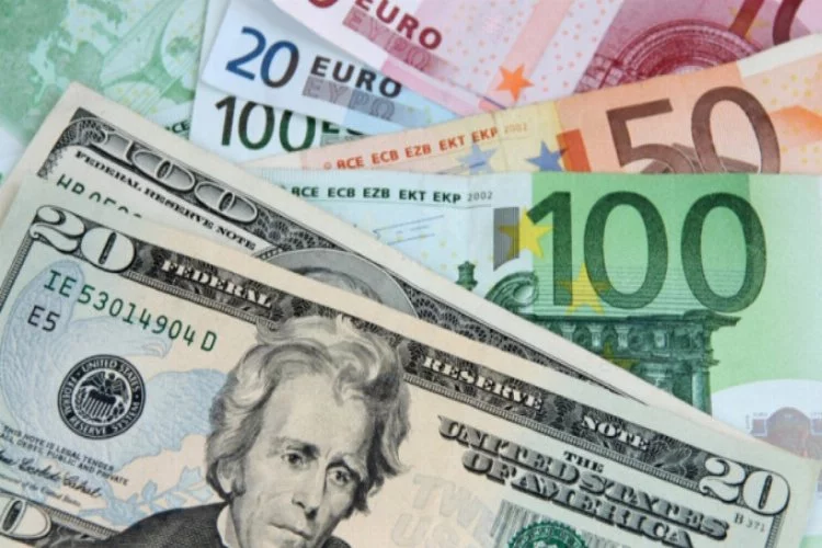 Dolar ve Euro yine rekor kırdı