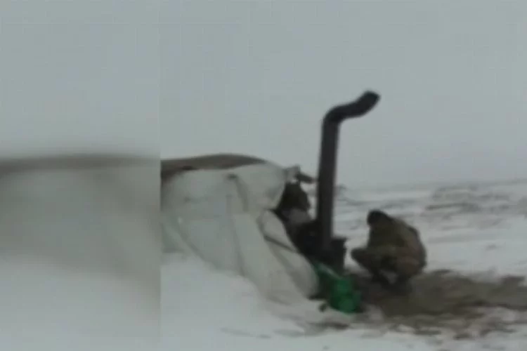 Mehmetçik Kato Dağı'nda hem terörle, hem de karla mücadele ediyor