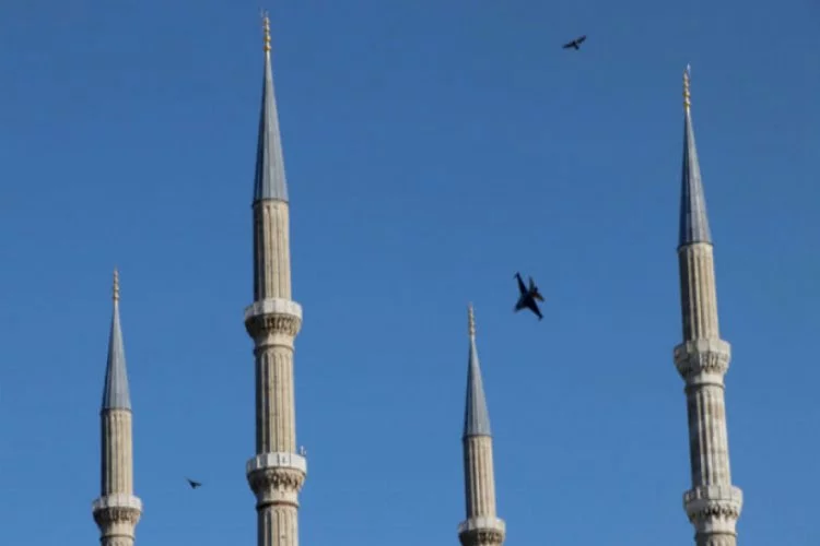 Çelik kanatlı Türk kartallarının provası nefes kesti