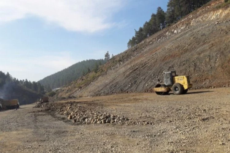 Bursa'da Gedikler göleti inşaatı devam ediyor