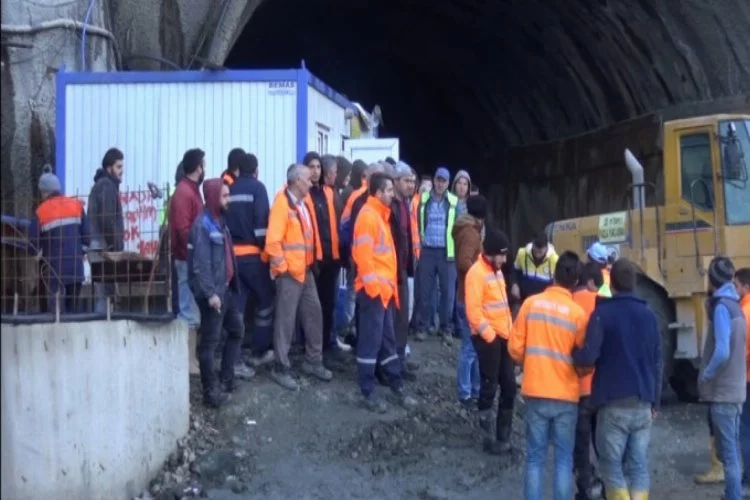Salarha Tüneli inşaatı çalışanları işi bıraktı