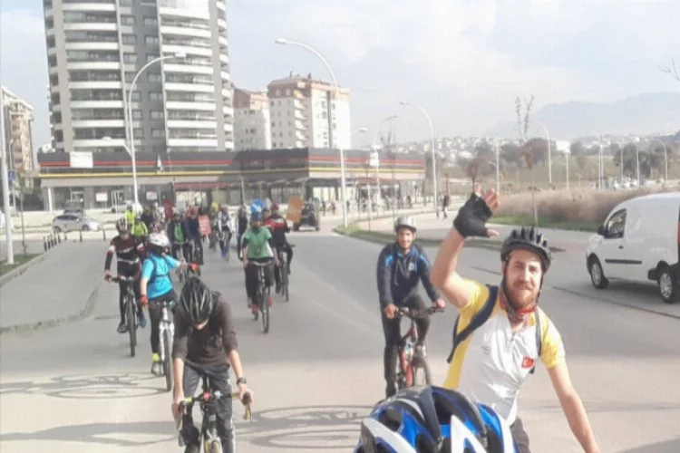 Bursa'da görme engelliler bisiklet kullandı