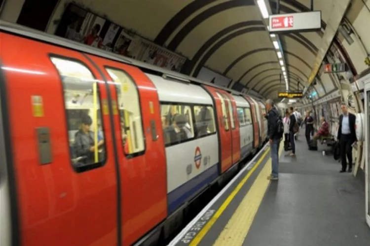 Londra'da metro istasyonu kapatıldı