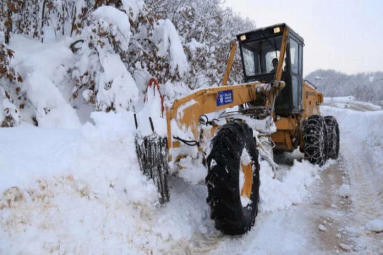Bursa'da karla mücadele başladı!