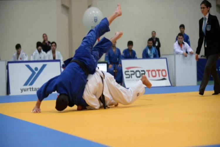 Bursalı judocular Antalya'da