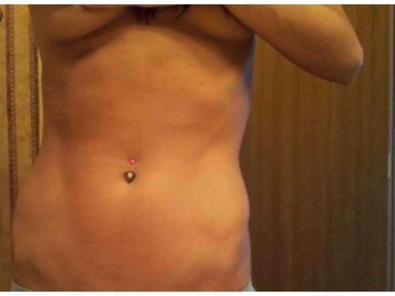 Aynada kendini çeken amatör seksi kızlar