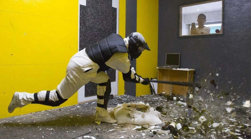 Öfkesini atmak isteyenler için 'Öfke Odası' açıldı