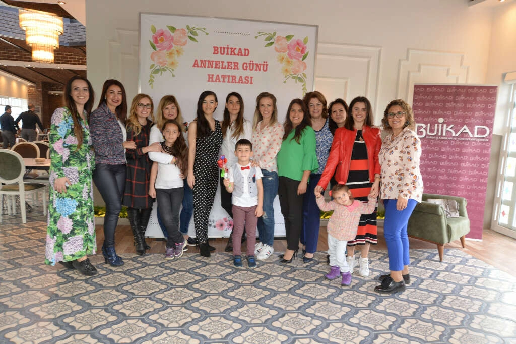 Bursa İş Kadınları ve Yöneticileri'nden 'Anneler Günü' kutlaması