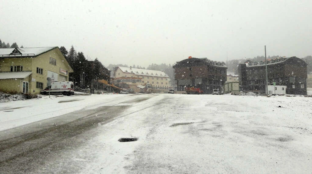 Uludağ beyaza büründü!
