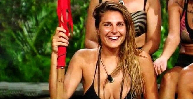 Survivor sonrası cinsel ilişki skandalıyla gündeme gelmişti... Yarışmadaki aşkına geri döndü!