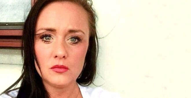 Trendeki görevlinin cinsel organına kalçasını sürten kadın yolcu gözaltına alındı