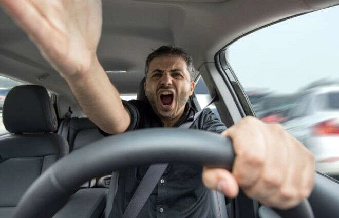 Dünyanın en ilginç yasakları: Türkiye'de para yırtarsanız...