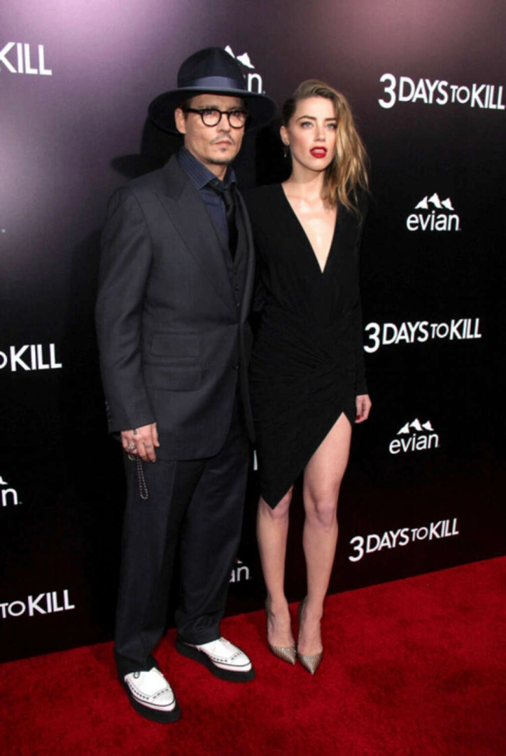 ''Kovun gitsin bu kadını!''