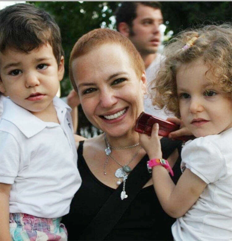 Ünlü oyuncu Deniz Uğur'dan çarpıcı sosyal medya paylaşımı!