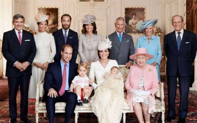 İngiliz Kraliyet Ailesi'nin dizi ve filmlere konu olan tuhaf kuralları!