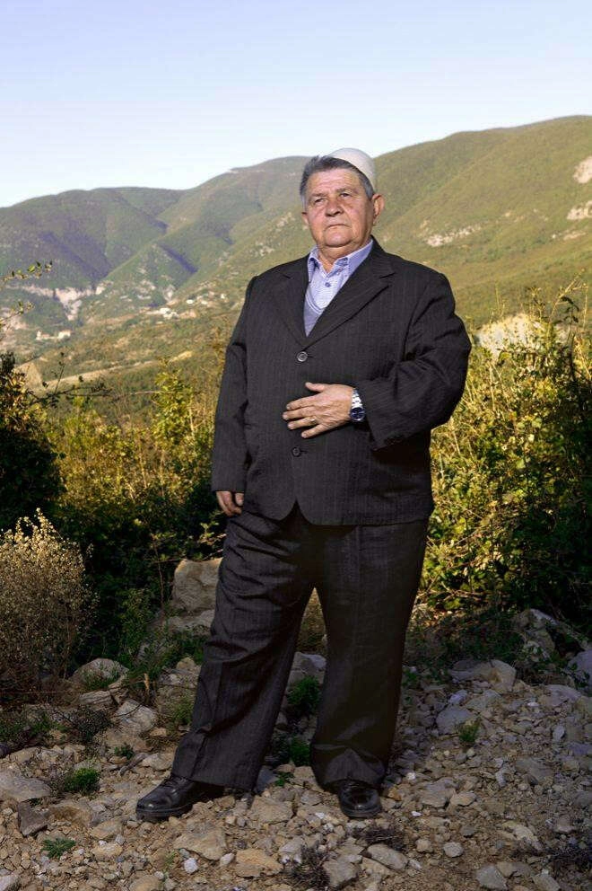 Özgürlüğü erkek olmakta bulan yeminli bakireler