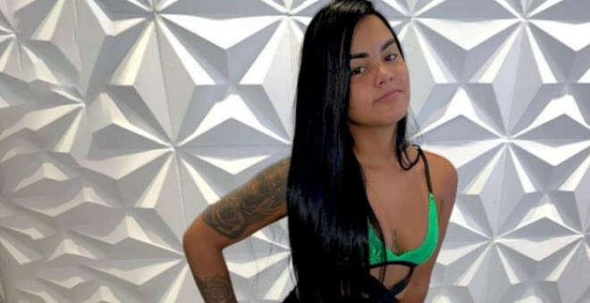 Bikinili fotoğraf paylaştıktan sonra sevgilisi tarafından vahşice öldürüldü!