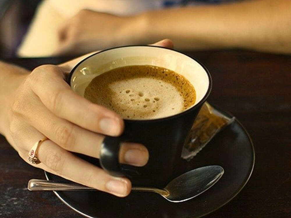 Sade kahve kalbe iyi geliyor!