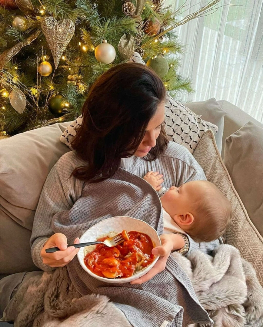 Mecklenburgh: Bebeğim bir parça elmayla boğuluyordu