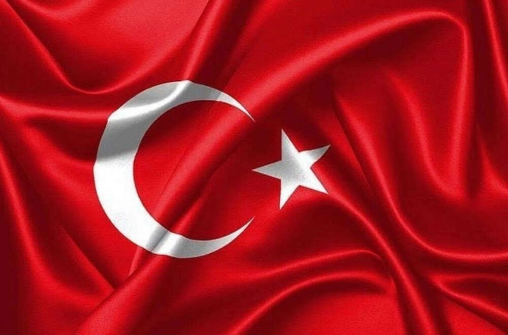 Ünlü isimlerden taziye mesajları: Milletimizin başı sağolsun