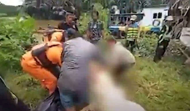 Dev timsah 8 yaşındaki çocuğu yuttu! Feryatlarla...