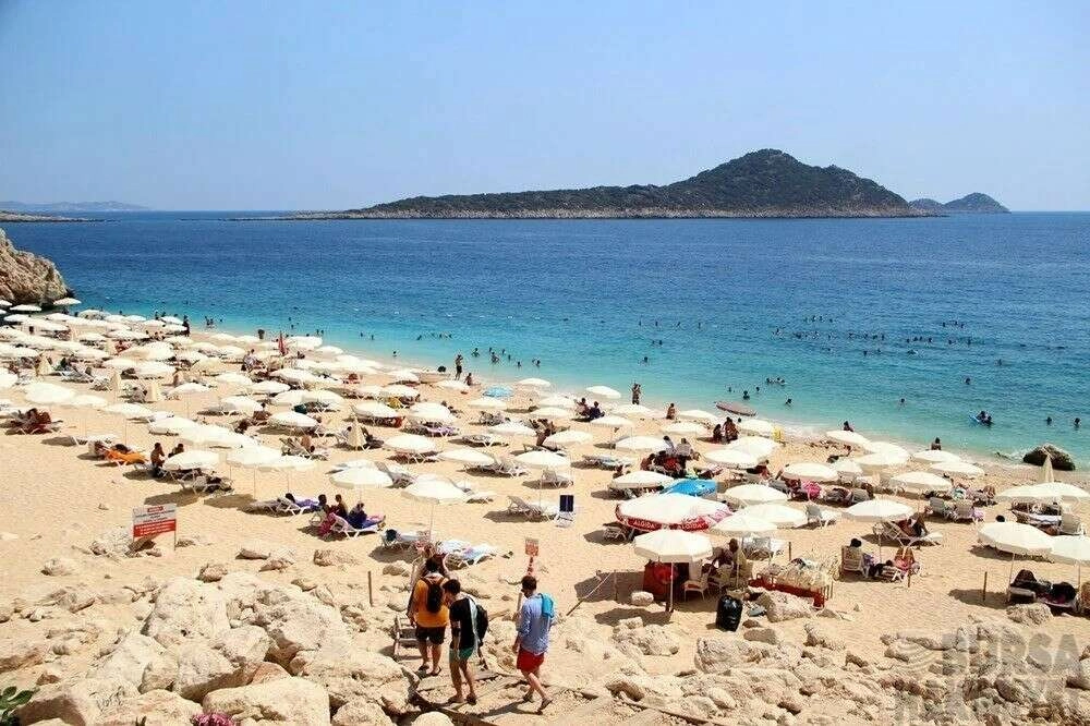 Kaputaş Plajı'na yerli ve yabancı turist akını!