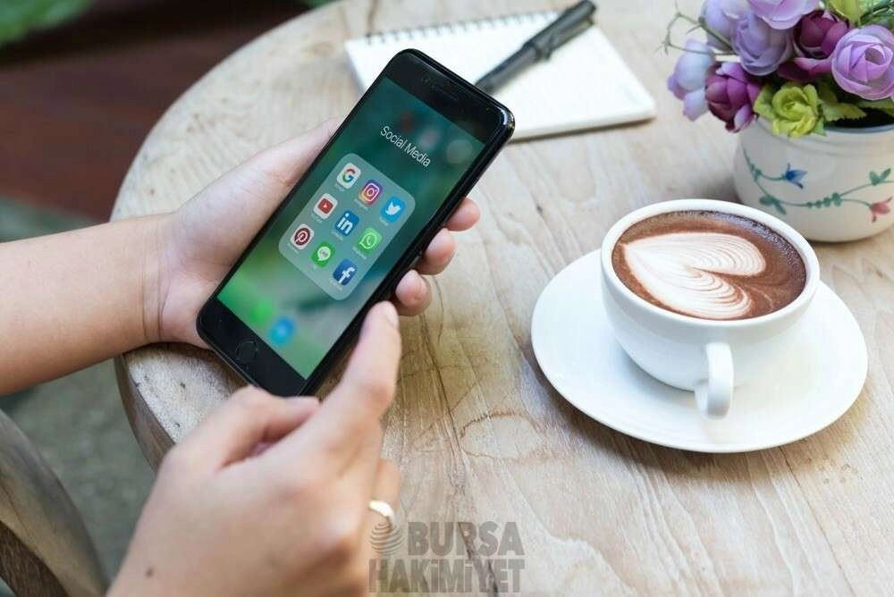 Facebook'dan skandal 'WhatsApp' adımı! Mesajları...