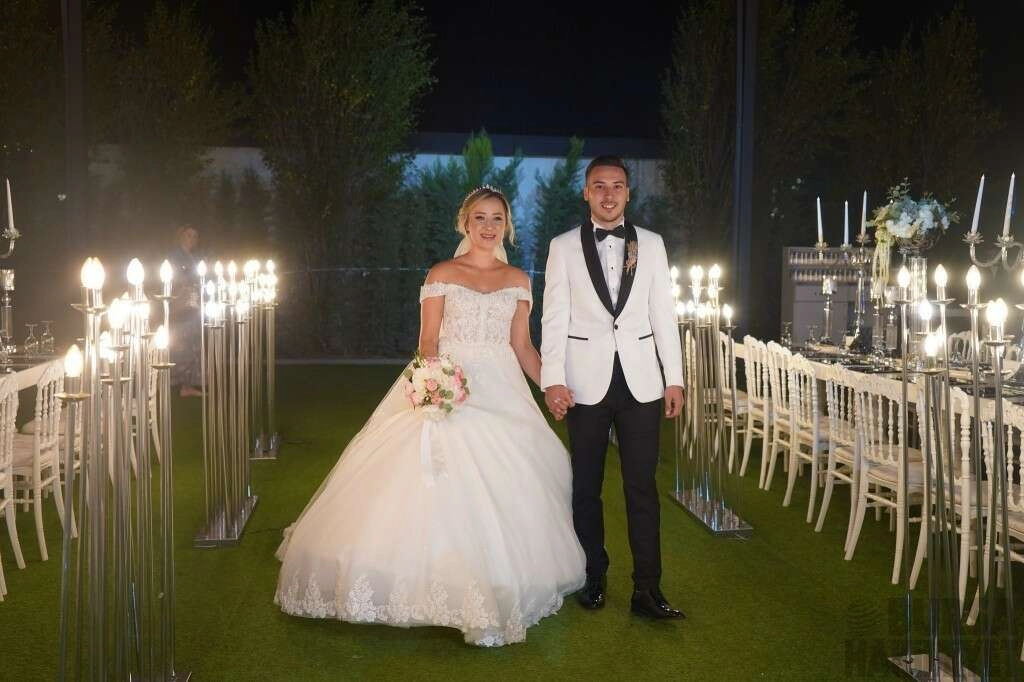 Eyüpcan Şenler ile Büşra Gürkale dünya evine girdi