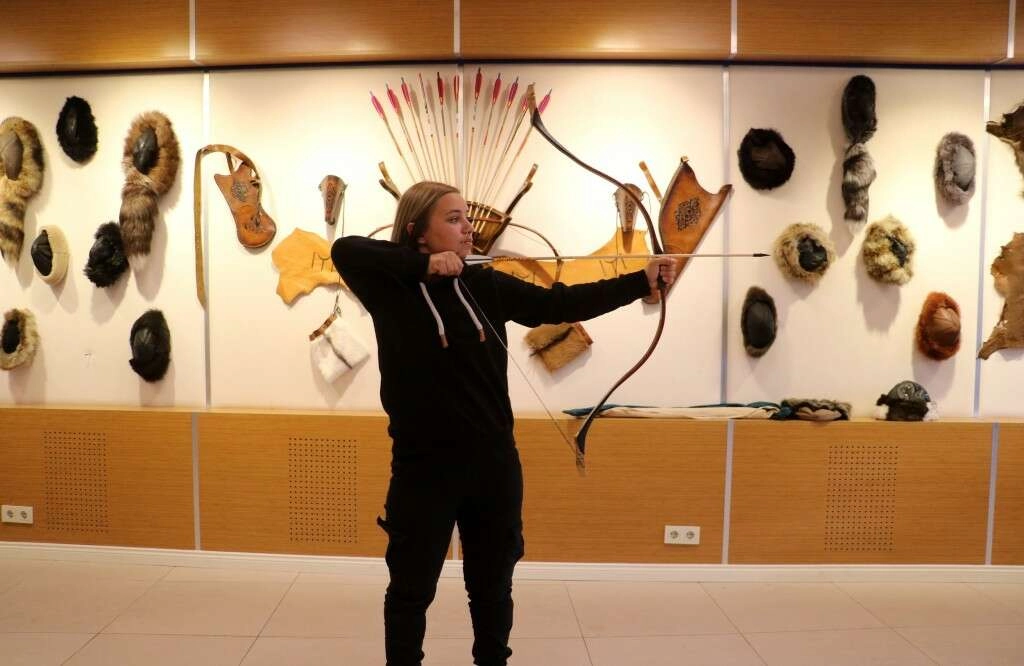 Hem öğreniyor hem de yaşatıyorlar