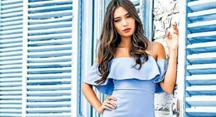 Neslihan Atagül'ün cesur pozları gündemde