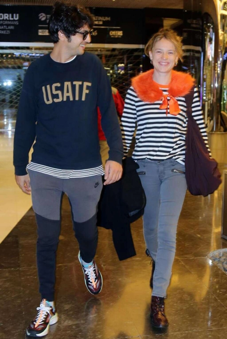 Taner Ölmez-Ece Çeşmioğlu'nun 'bebek' sevinci