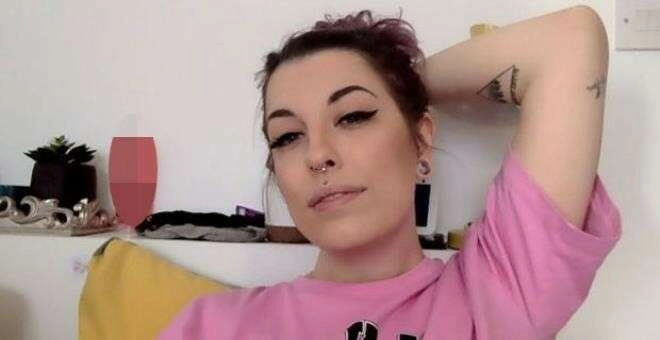 Zoom'da patronuyla toplantı yapan kadın utancından yerin dibine girdi!