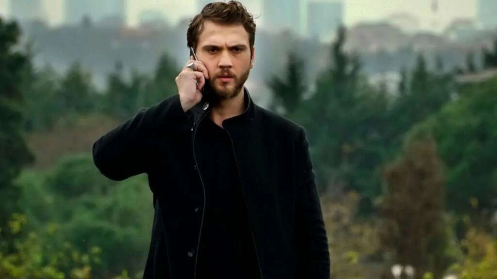 Aras Bulut İynemli o dizinin kadrosuna katılıyor