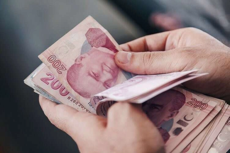 Emekli ve memurun zamlı maaşları belli oldu: İşte 2022 yılı emekli ve memur maaşları...