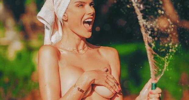 Brezilyalıdan cüretkar pozlar!