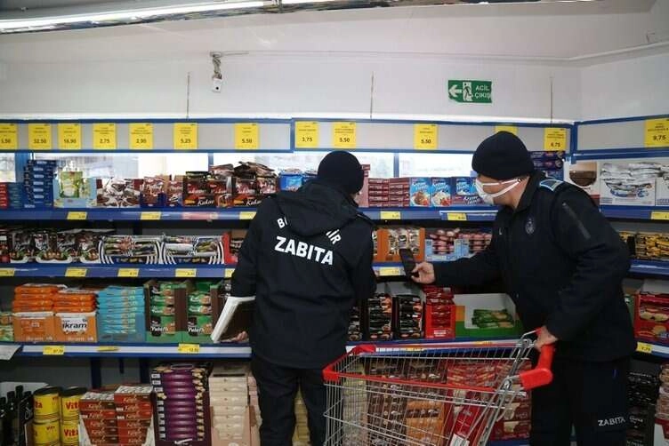 Fiyatları düşürmeyene ağır yaptırım: KDV indirimi bugün ürünlere yansıyacak!